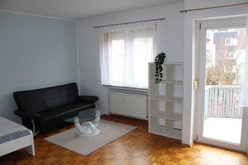 Bright and Quiet Apartment in Prime Location - A Home to Relax - Gallery - 7