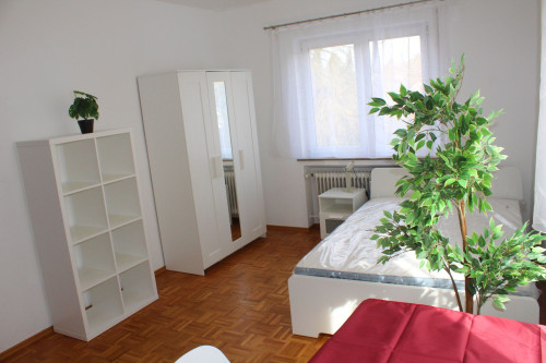 Bright and Quiet Apartment in Prime Location - A Home to Relax - Gallery - 9