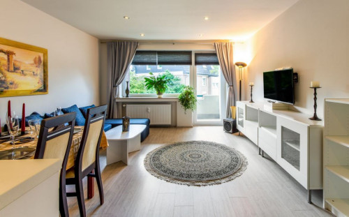 Quiet, fashionable loft in Aachen