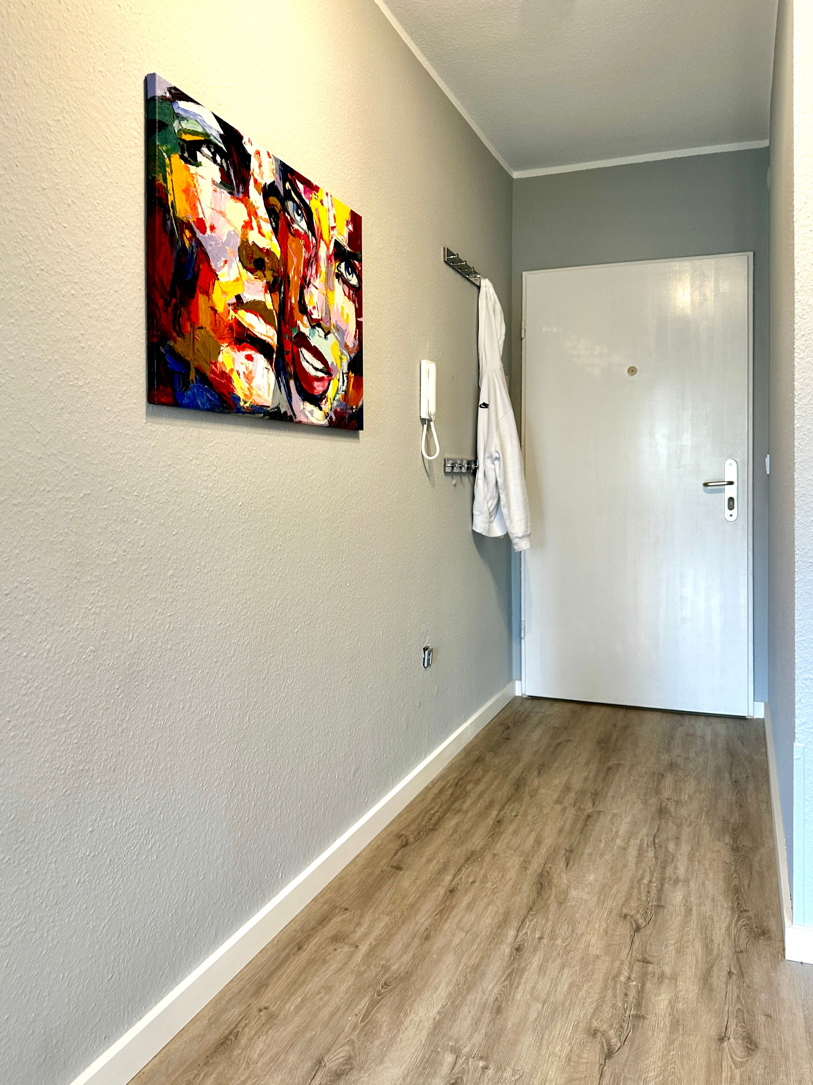 First Occupancy, FURNISHED: Bright 2-Room Flat W Balcony In Ratingen-Süd, Stylish W Upscale Equipmen - 26