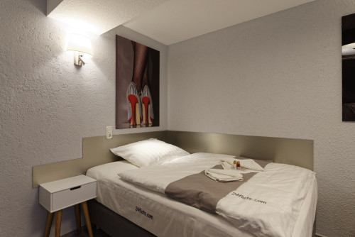 Apartment at Frankfurt Airport - Gallery - 18