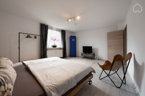 Newly renovated apartment in central location of Oberhausen with parking space  - Gallery -  5