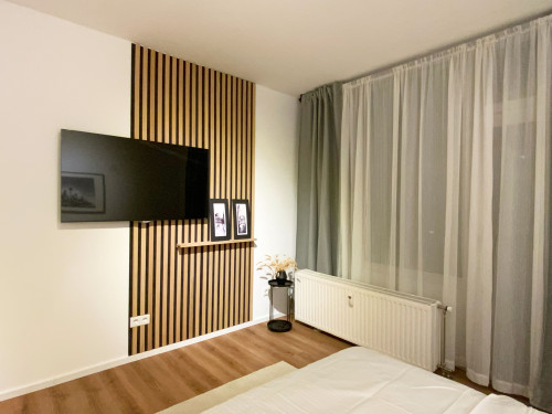 Modern Living in Ratingen: Stylish Apartment Close to Düsseldorf