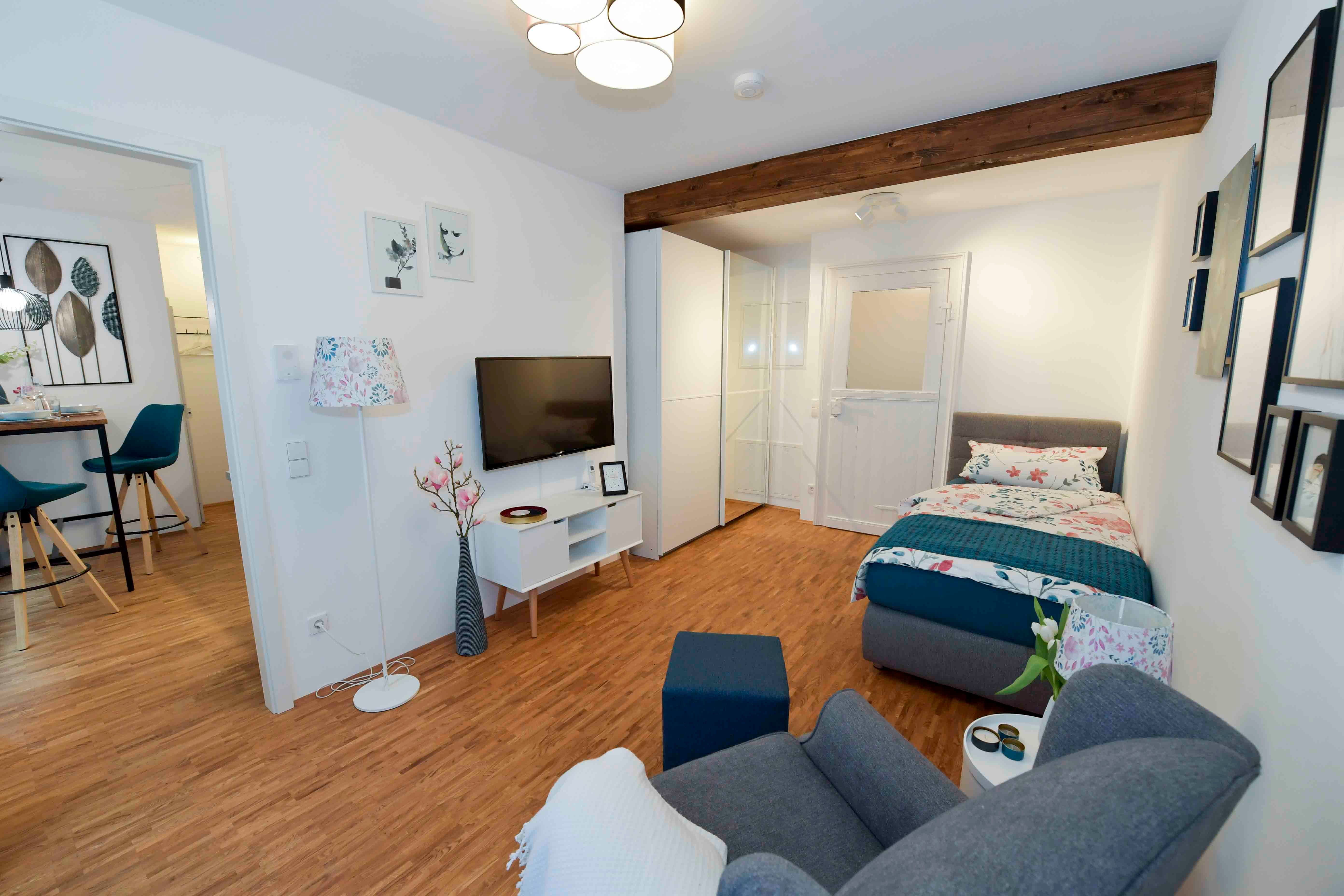 Cozy Home Close To City Center - 5