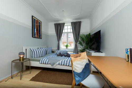 Bright 2BR Jugendstil-Flat in the heart of Erfurt - Gallery - 21