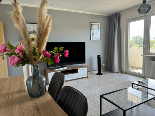 Bright home close to Frankfurt airport