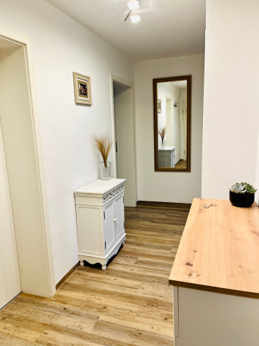 Modern 3 room apartment with balcony, WiFi, kitchen & smart TV - Gallery - 11
