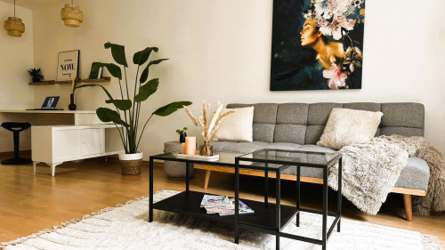 Central Living Meets Nature – Your Perfect Home Away from Home - Gallery - 7