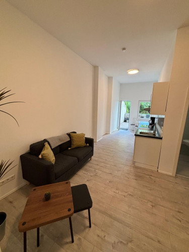 Modern and cozy - studio apartment with separate bedroom in Krefeld