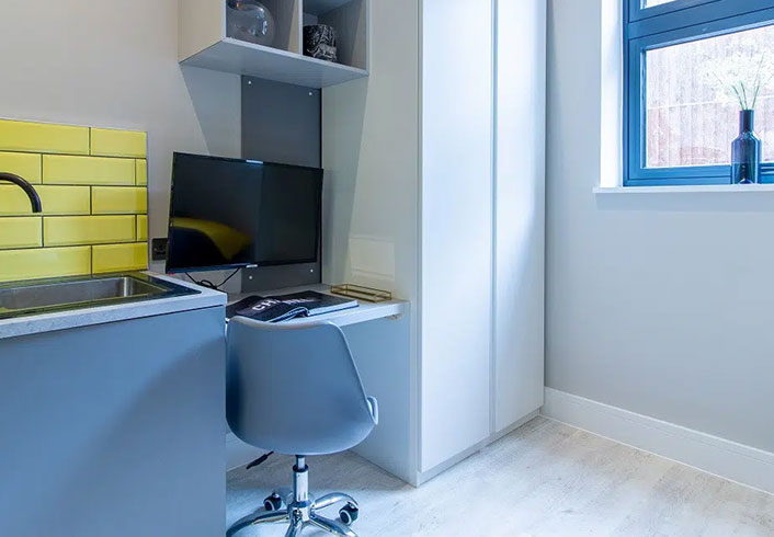  Bronze Accessible Studio  -  Axo Seven Sisters  - Gallery -  4