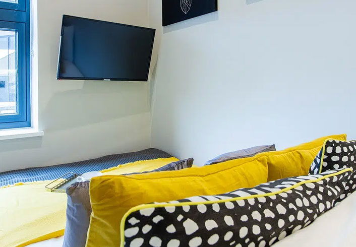  Silver Studio  -  Axo Seven Sisters  - Gallery -  1
