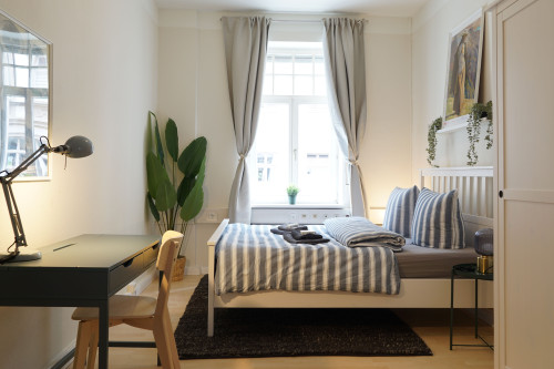 Spacious & central Period-Apartment w/3BR - Gallery - 20