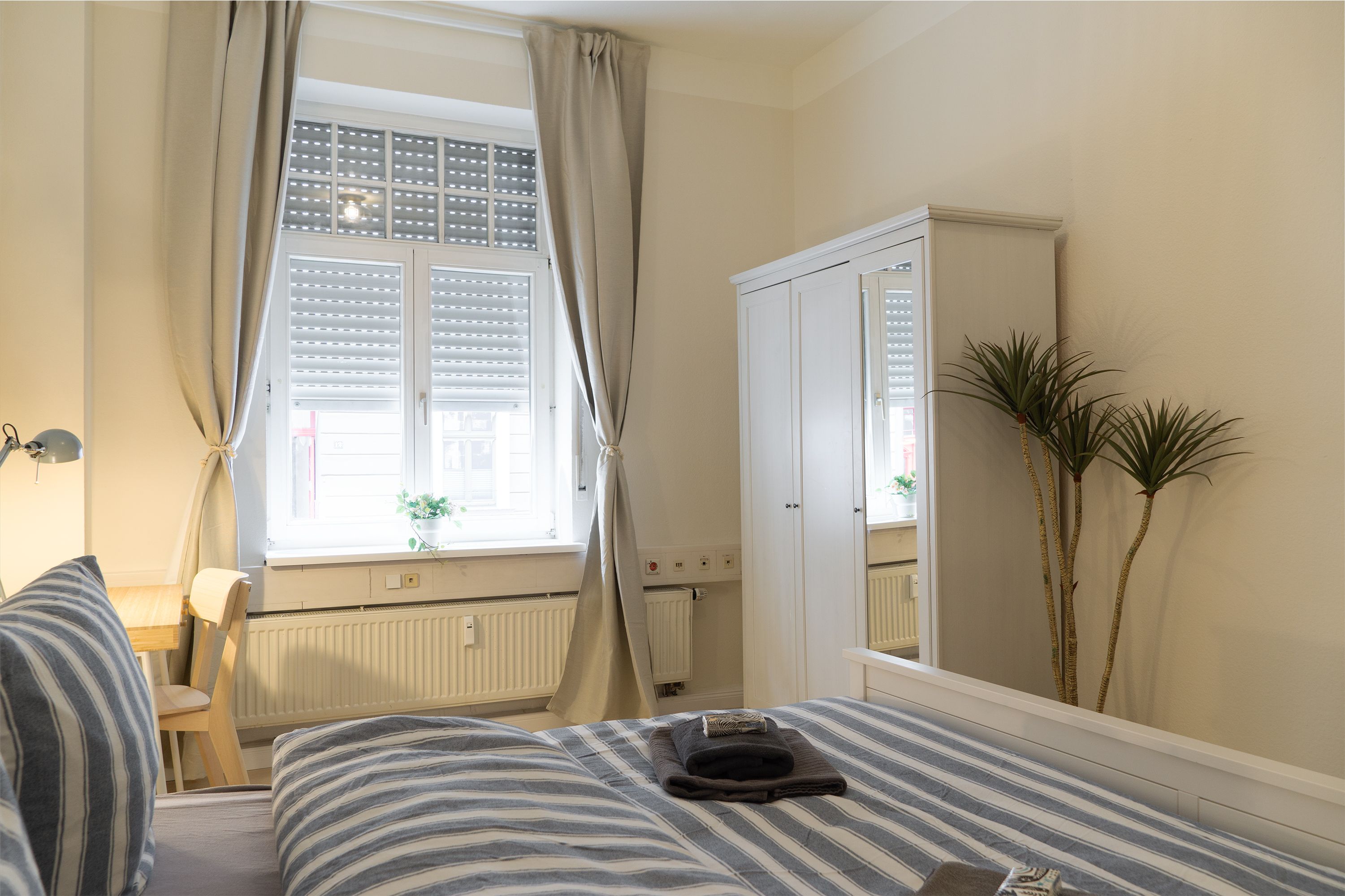Spacious & Central Period-Apartment W/3BR - 20