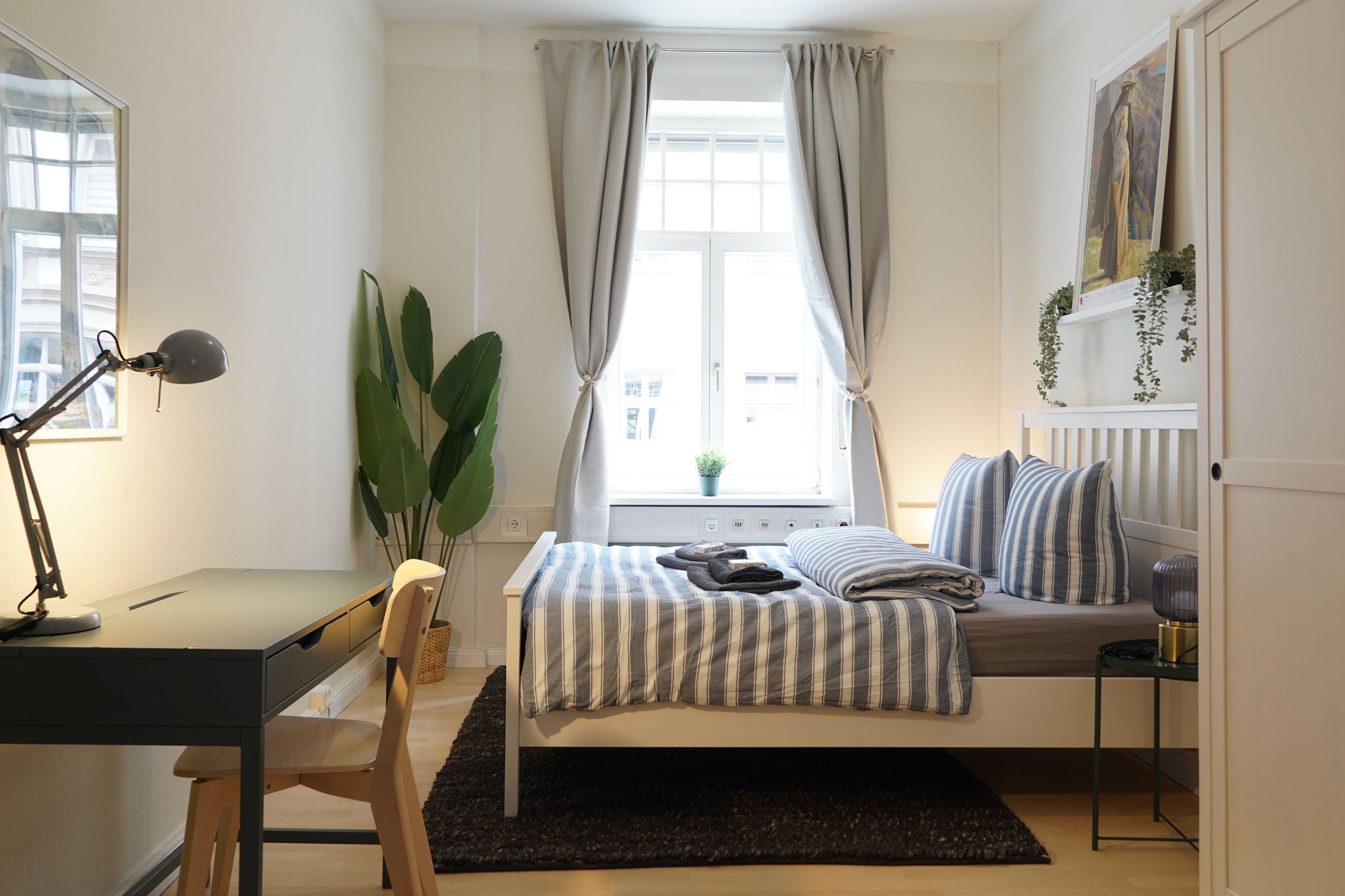 Spacious & Central Period-Apartment W/3BR - 19