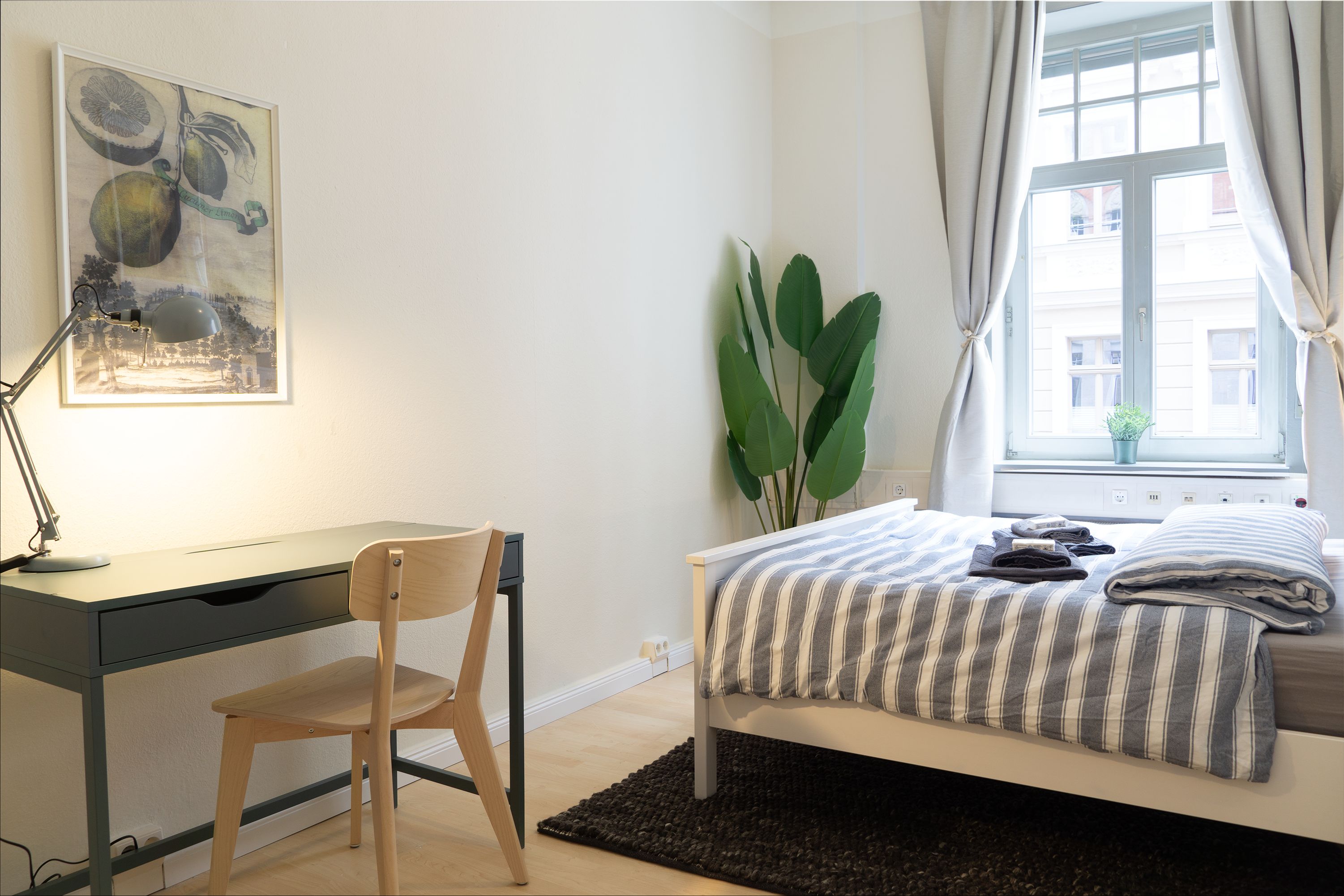 Spacious & Central Period-Apartment W/3BR - 18