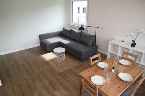 Close to the City, Quiet & Modern: Garden Apartment w/ Terrace - Gallery - 28