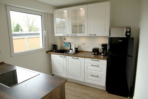 Close to the City, Quiet & Modern: Garden Apartment w/ Terrace - Gallery - 15