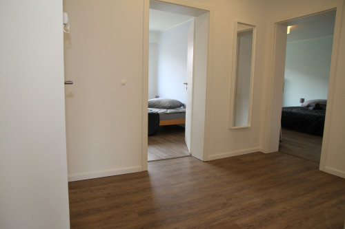Close to the City, Quiet & Modern: Garden Apartment w/ Terrace - Gallery - 38