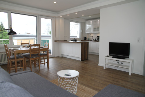 Close to the City, Quiet & Modern: Garden Apartment w/ Terrace - Gallery - 29