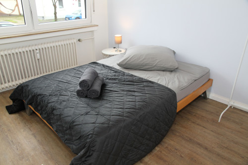 Close to the City, Quiet & Modern: Garden Apartment w/ Terrace - Gallery - 37