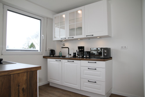 Close to the City, Quiet & Modern: Garden Apartment w/ Terrace - Gallery - 22