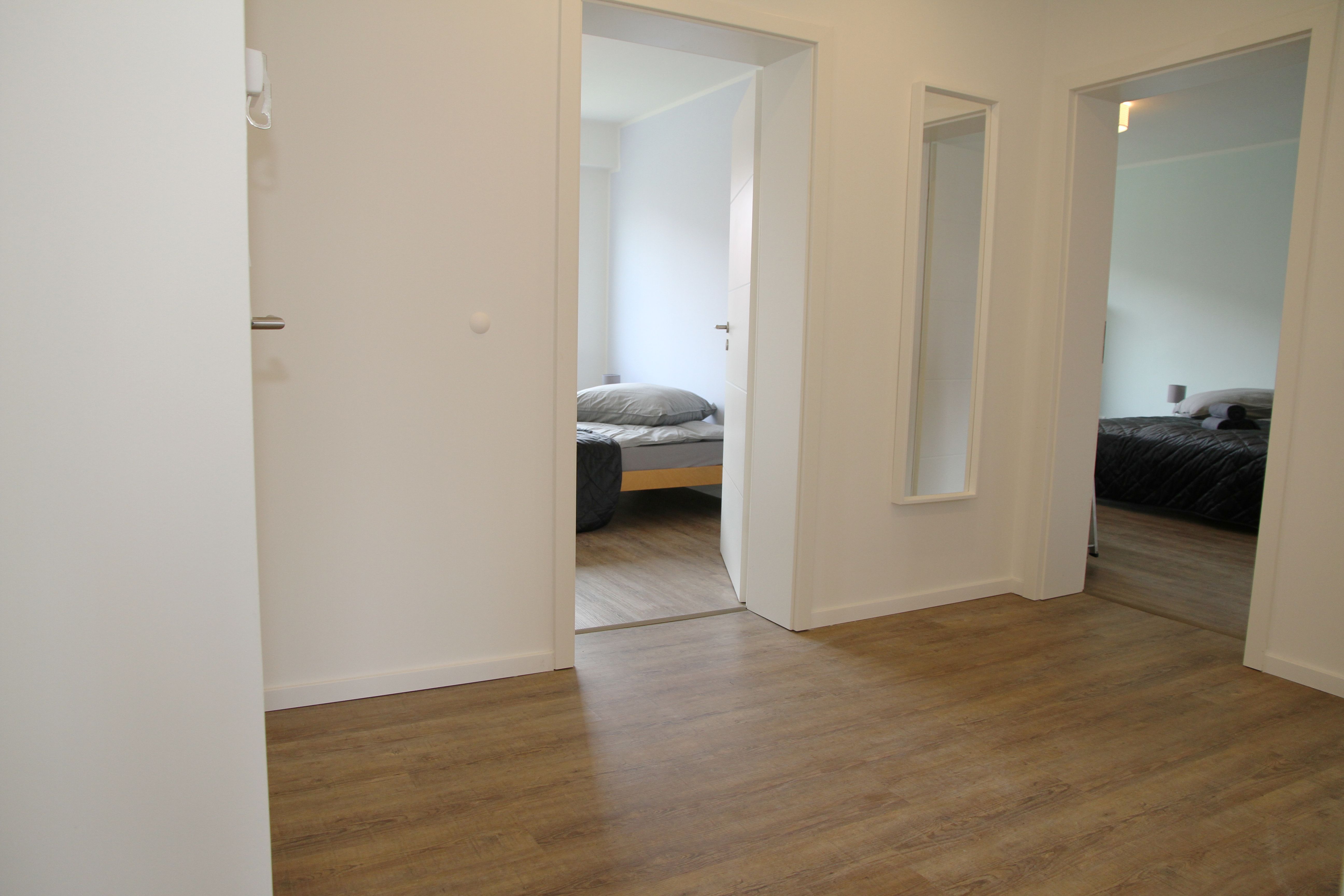 Close To The City, Quiet & Modern: Garden Apartment W/ Terrace - 10