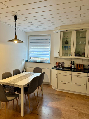 Apartment with Garden and Terrace near the Rhine in Neuss