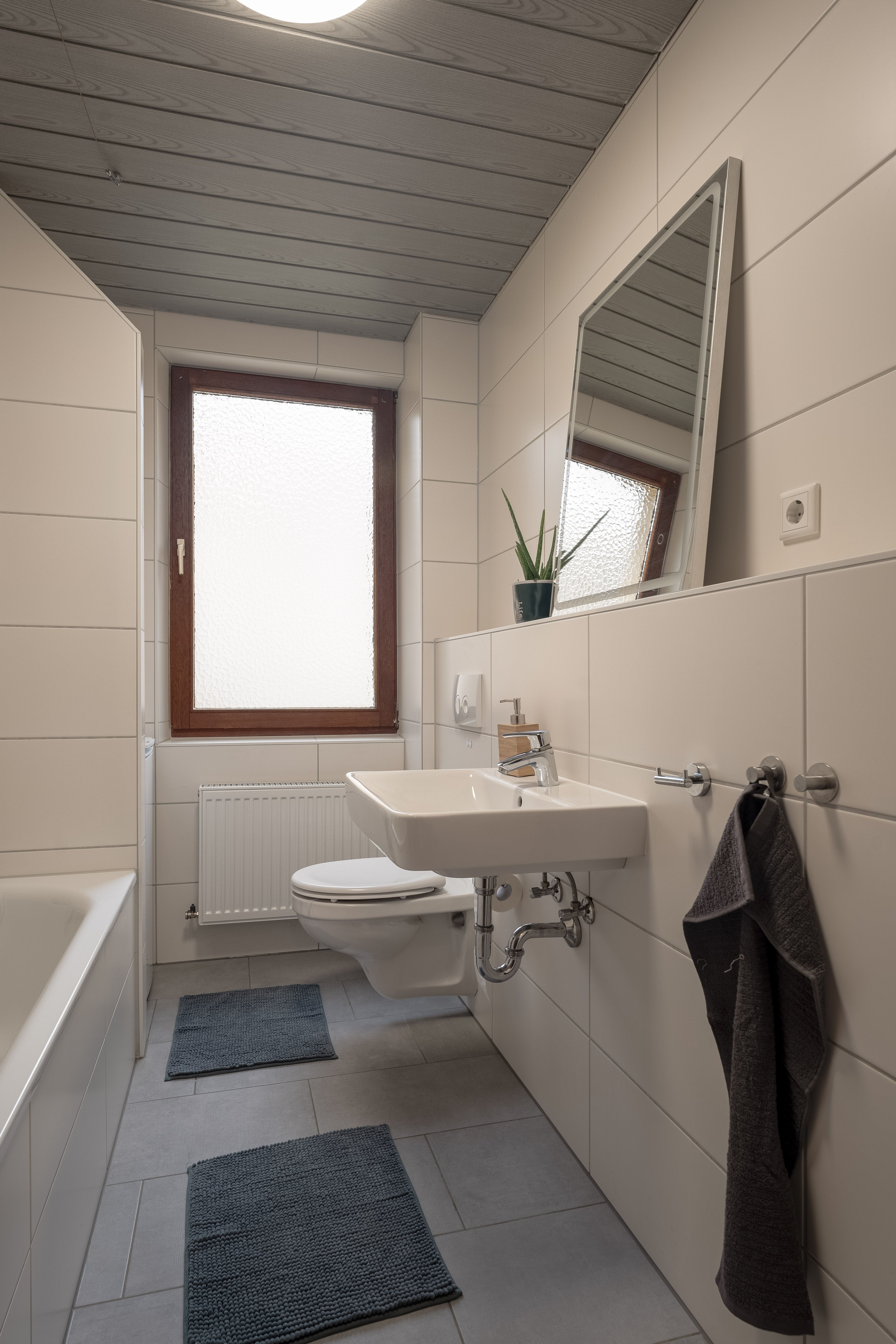 Friendly 2-Room Apartment Centrally Located Between Stadtpark And Wöhrdersee - 6