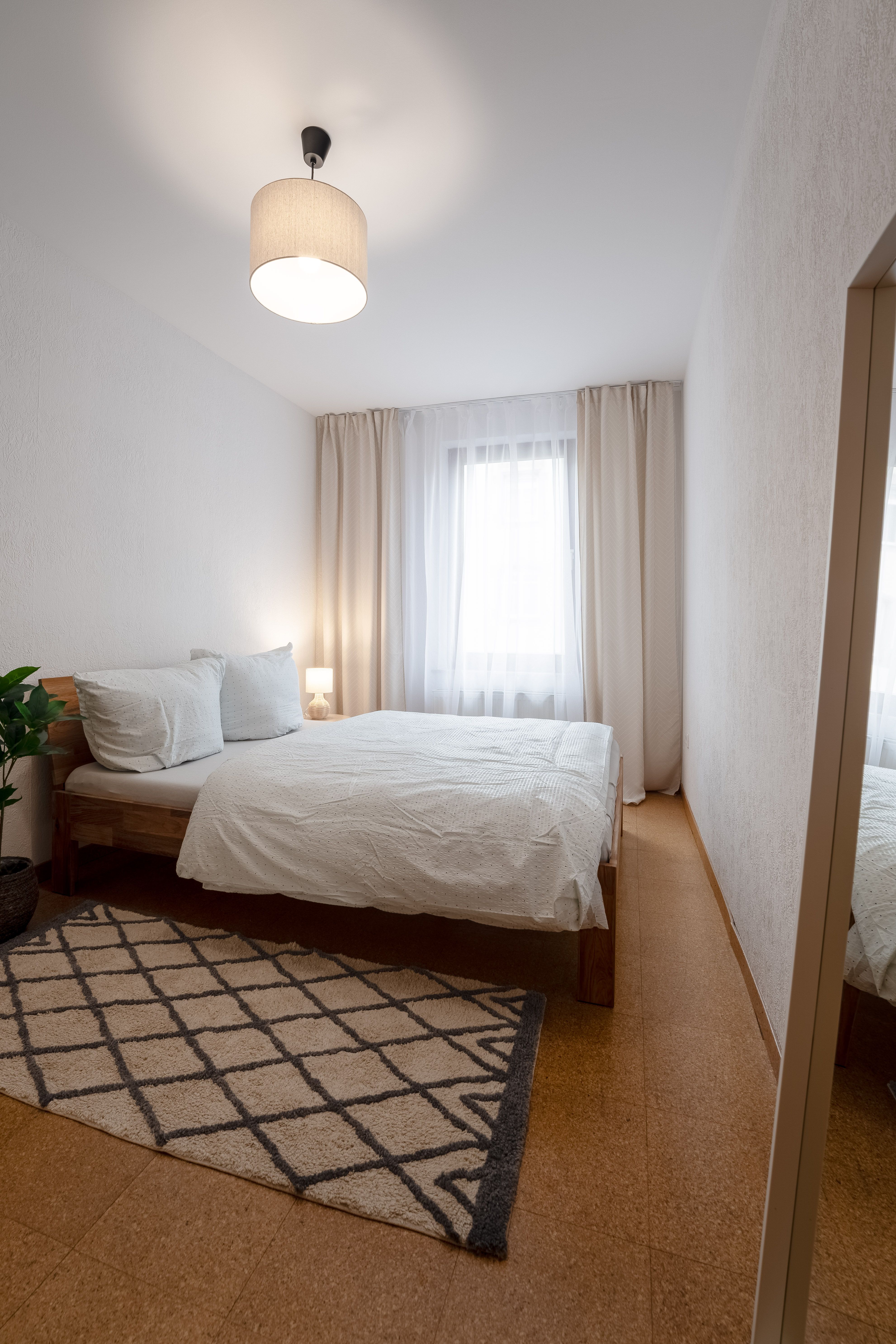 Friendly 2-Room Apartment Centrally Located Between Stadtpark And Wöhrdersee - 8