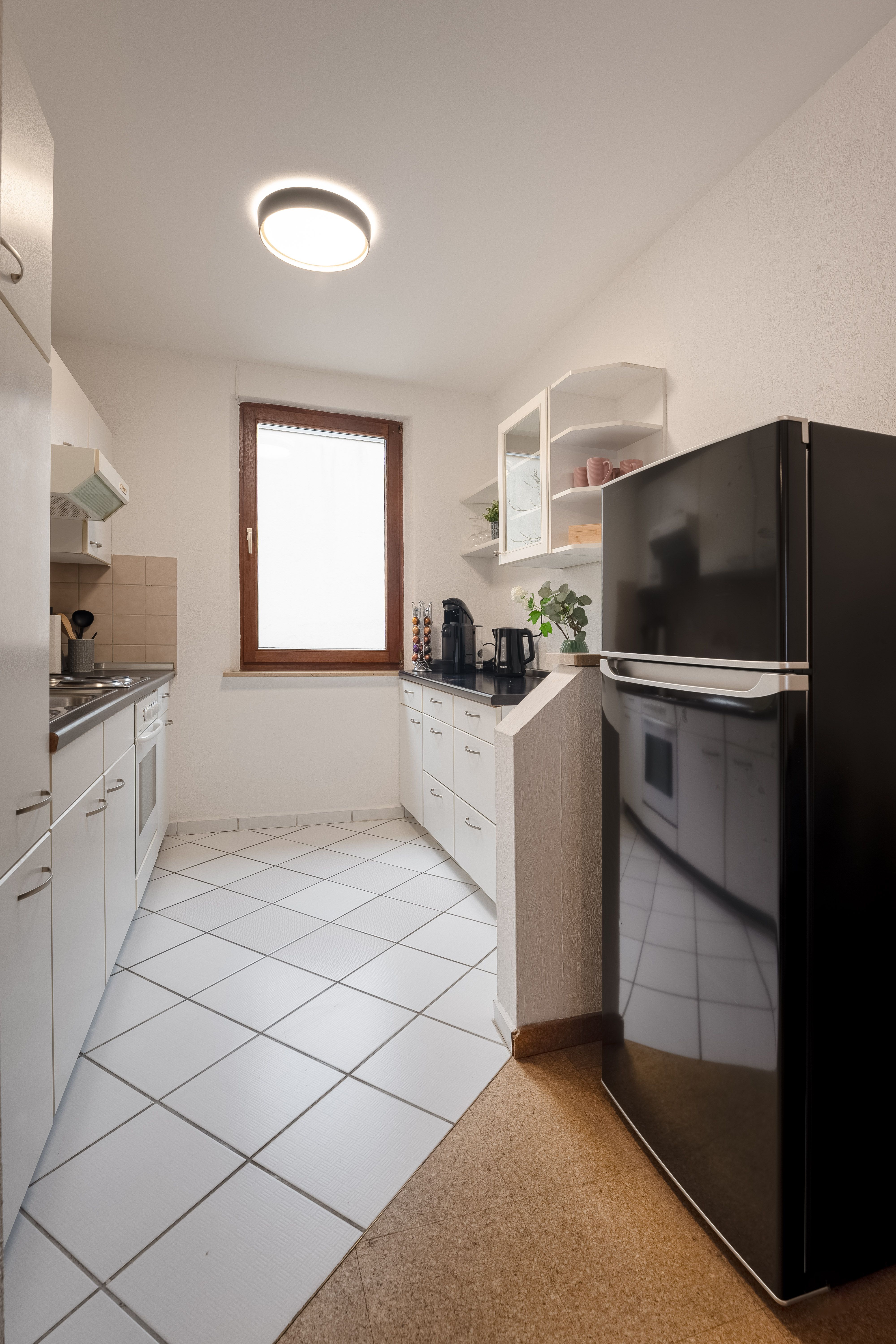 Friendly 2-Room Apartment Centrally Located Between Stadtpark And Wöhrdersee - 4