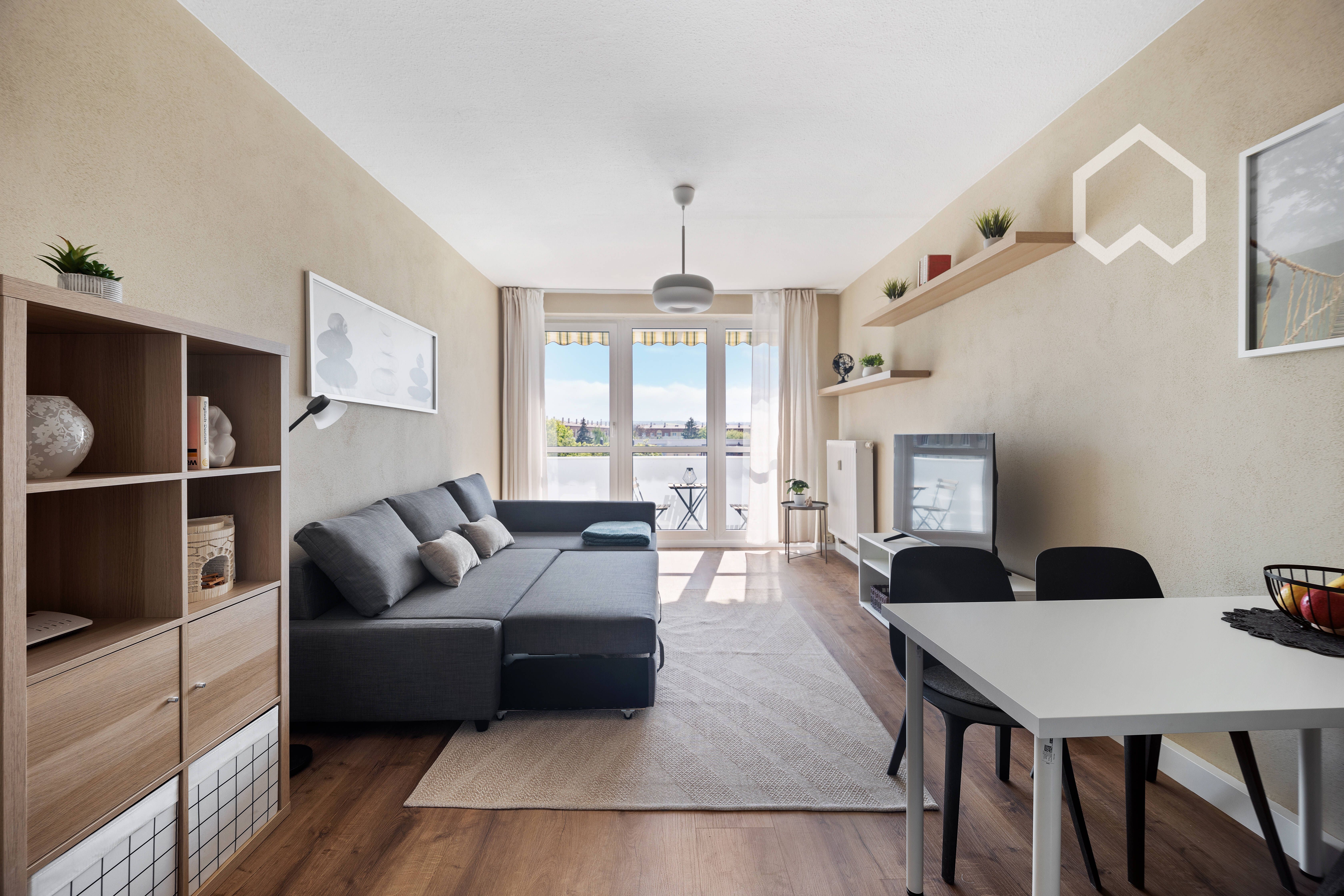  Laubegast · 2-Room All-Inclusive · Renovated 2025 · Balcony · Anmeldung & Home Office  -  Laubegast · 2-room all-inclusive · renovated 2025 · balcony · Anmeldung & home office  - Gallery -  15