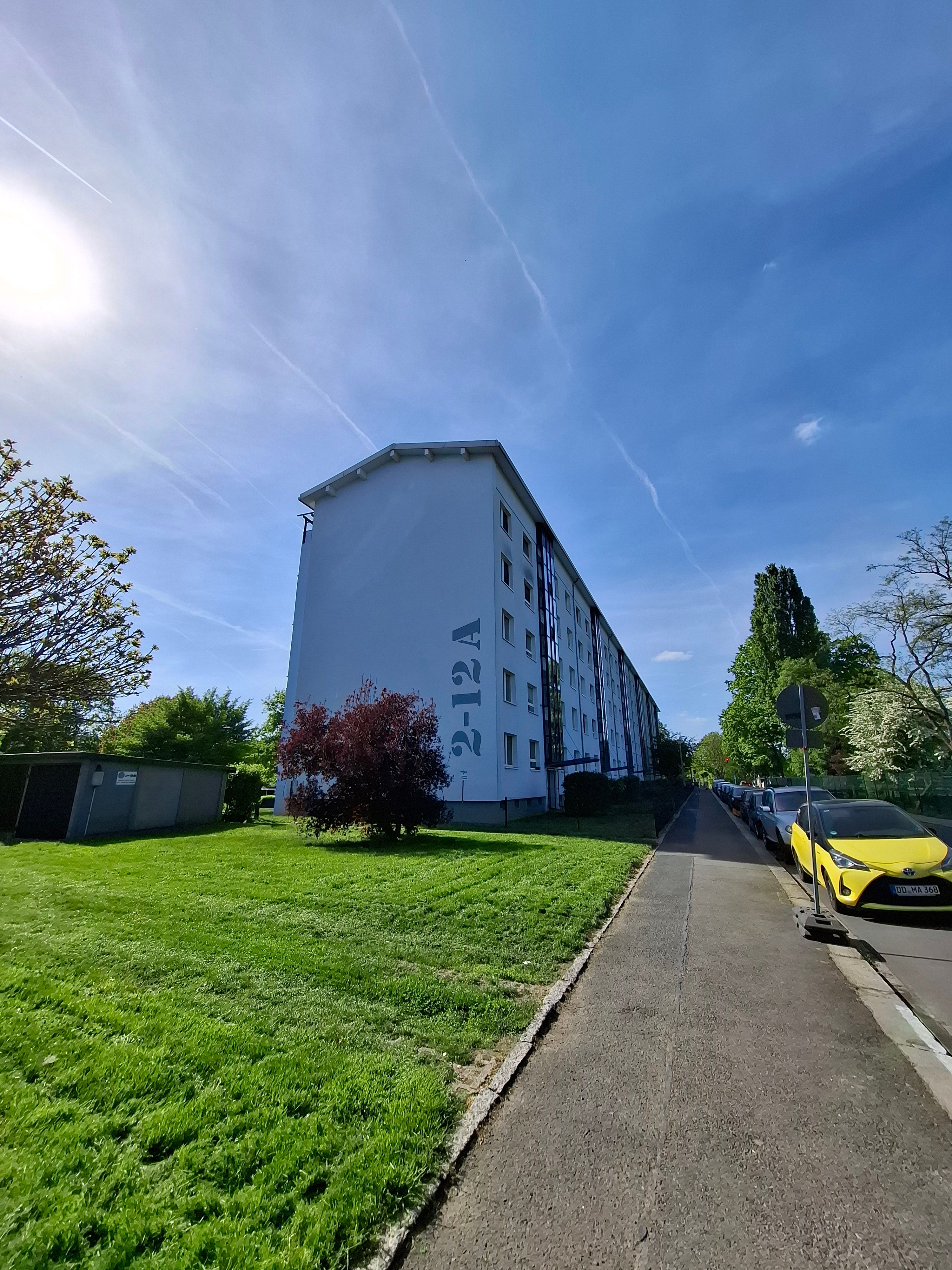  Laubegast · 2-Room All-Inclusive · Renovated 2025 · Balcony · Anmeldung & Home Office  -  Laubegast · 2-room all-inclusive · renovated 2025 · balcony · Anmeldung & home office  - Gallery -  4