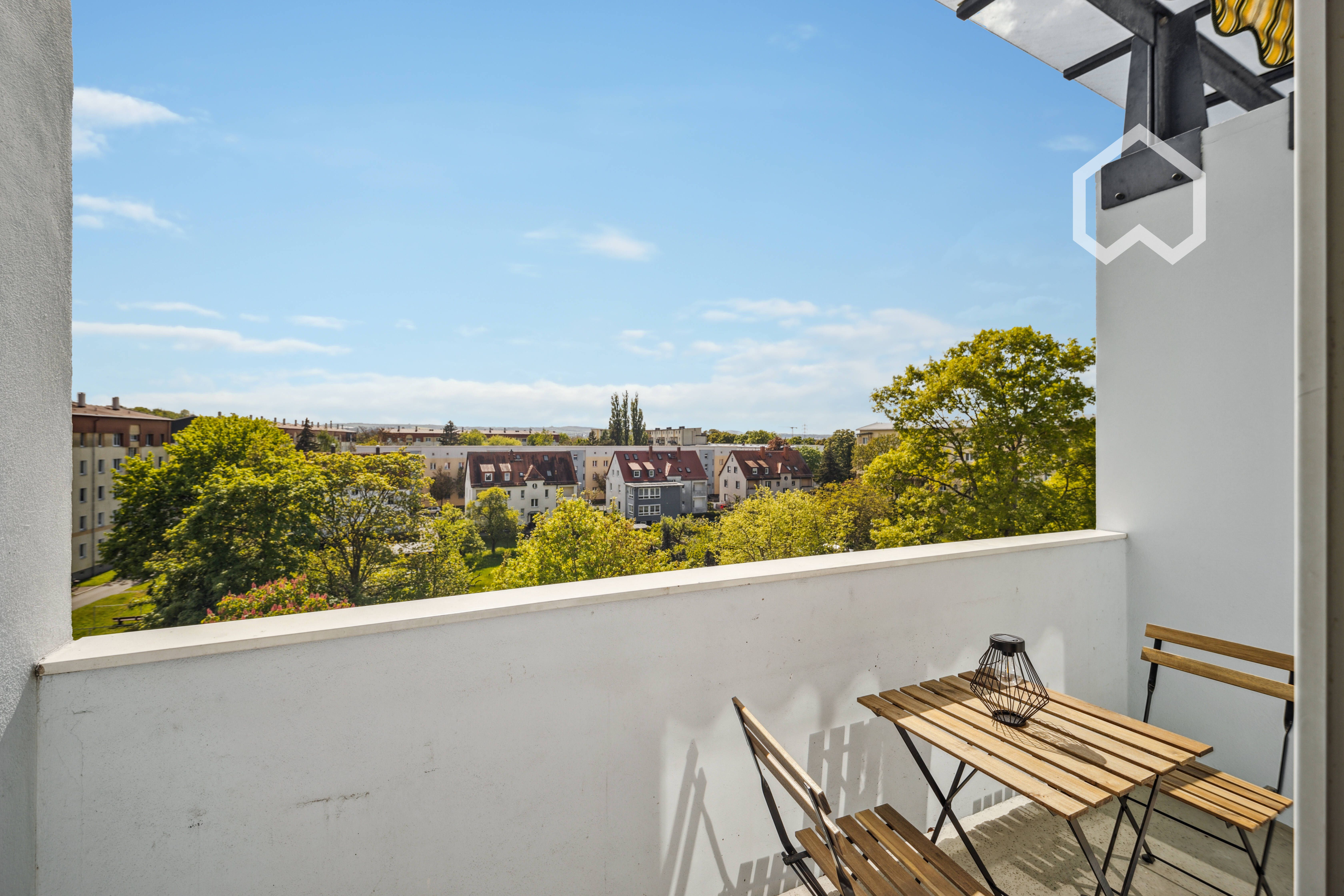  Laubegast · 2-Room All-Inclusive · Renovated 2025 · Balcony · Anmeldung & Home Office  -  Laubegast · 2-room all-inclusive · renovated 2025 · balcony · Anmeldung & home office  - Gallery -  19