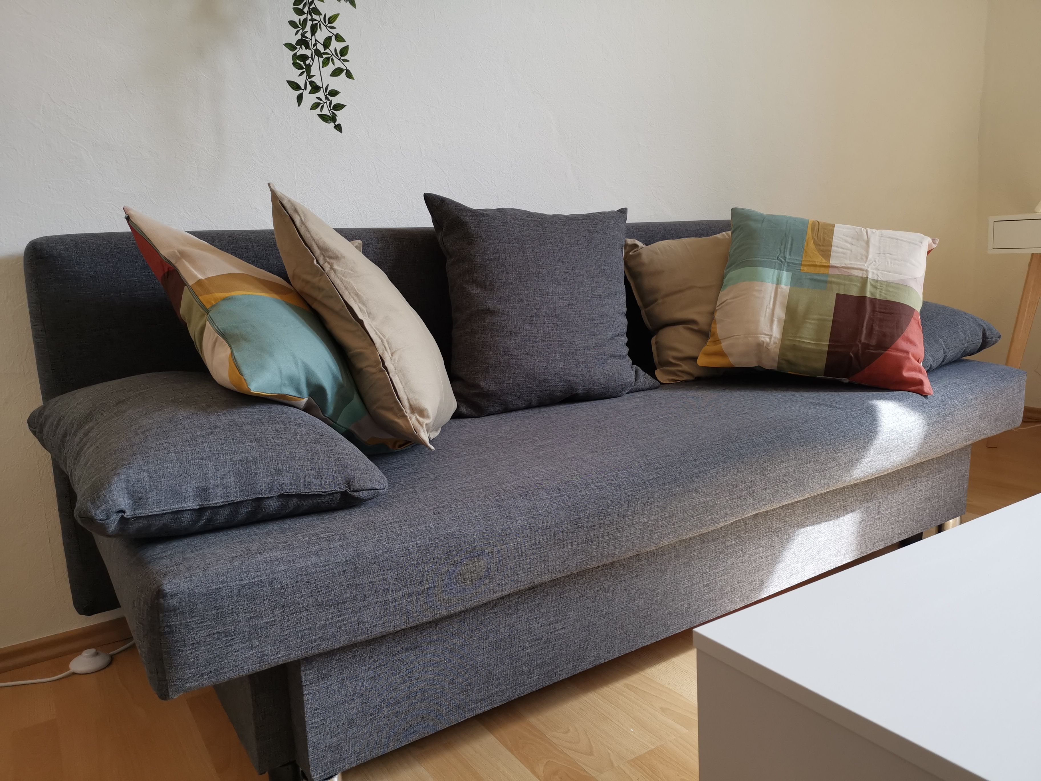 Nice 2 Room Apartment With Balcony And Large Bathroom In A Quiet Street - 19