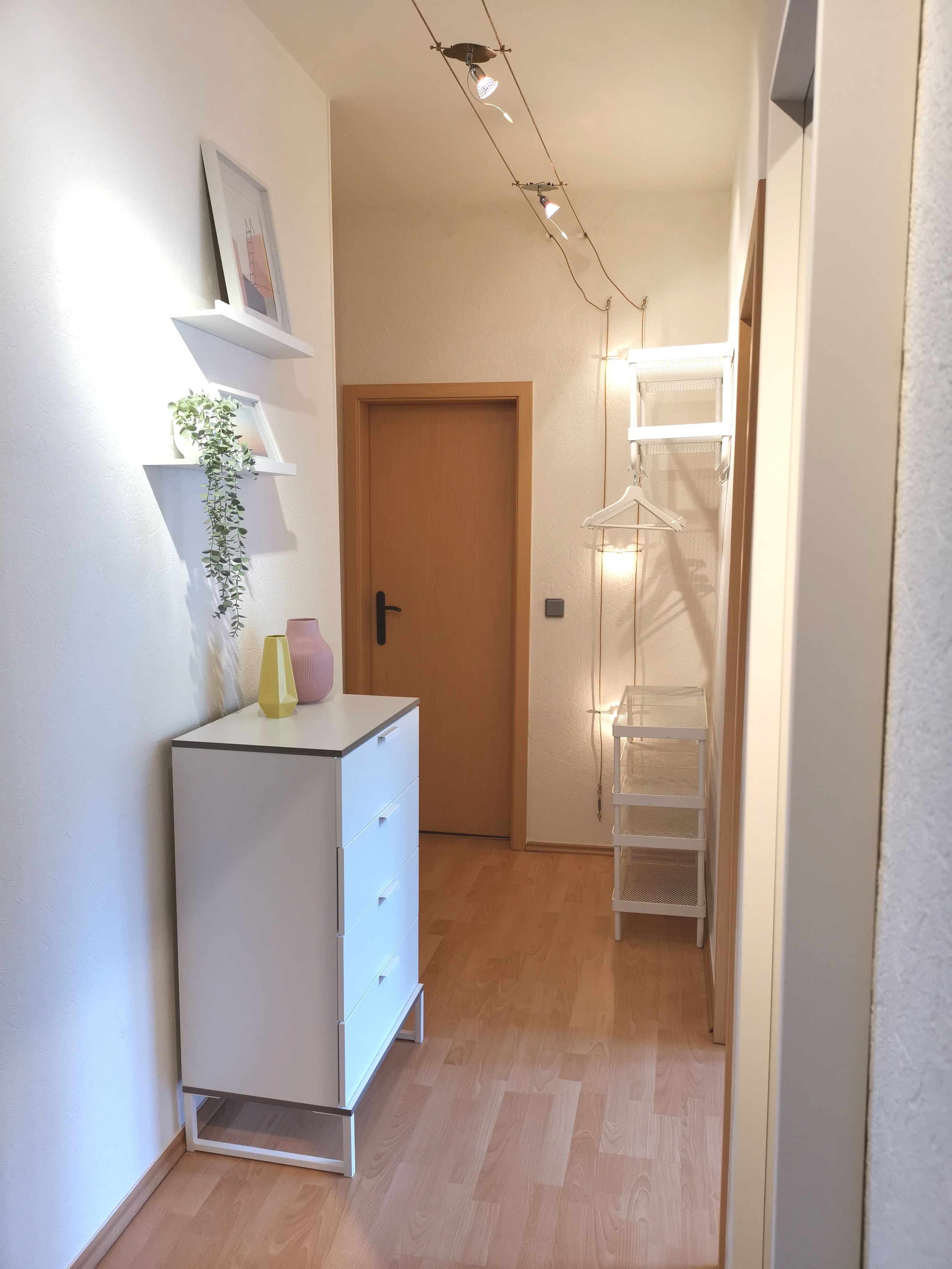Nice 2 Room Apartment With Balcony And Large Bathroom In A Quiet Street - 5