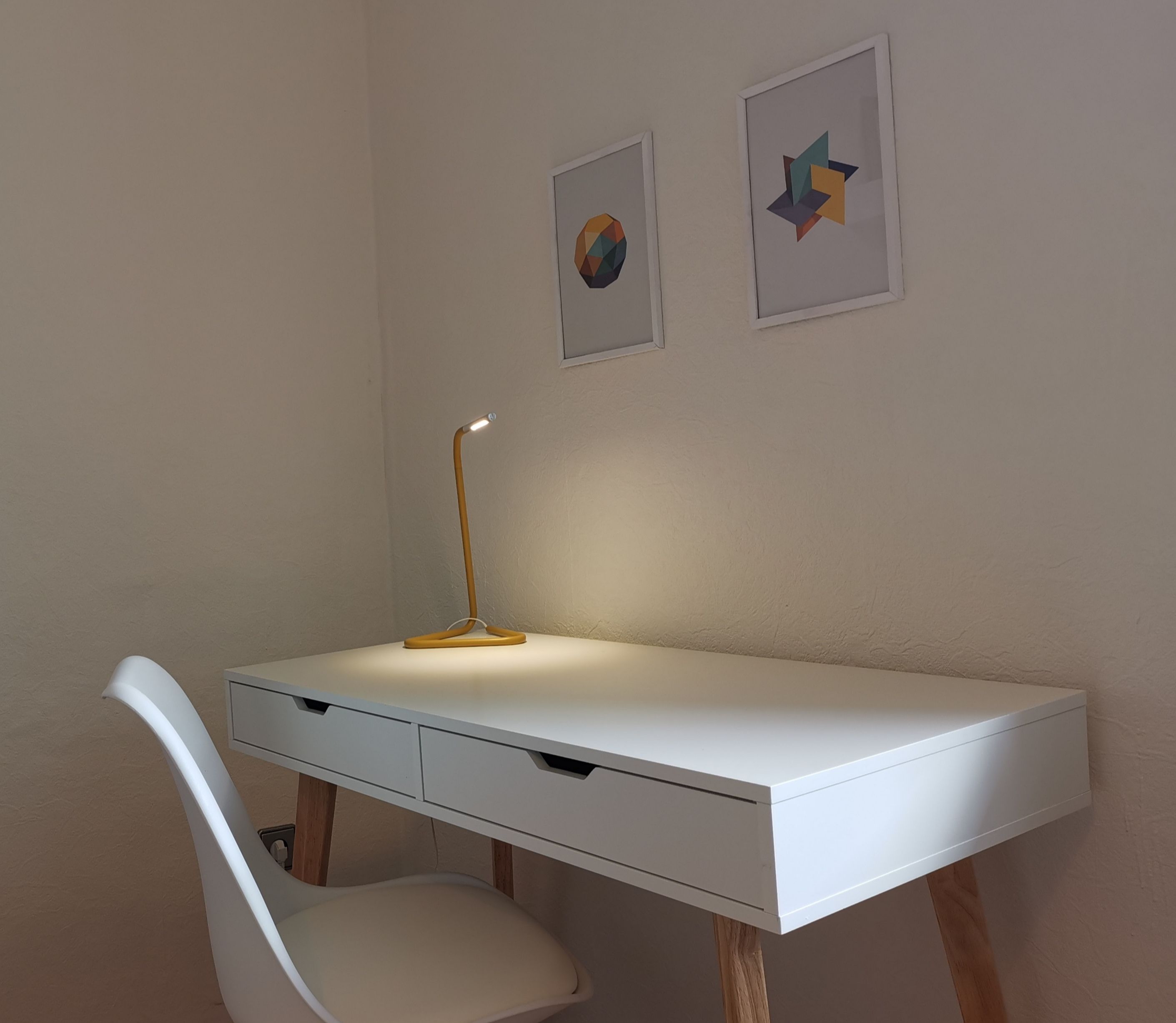 Nice 2 Room Apartment With Balcony And Large Bathroom In A Quiet Street - 18