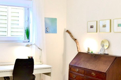 Beautiful apartment with inner courtyard, carport and with two parking spaces
