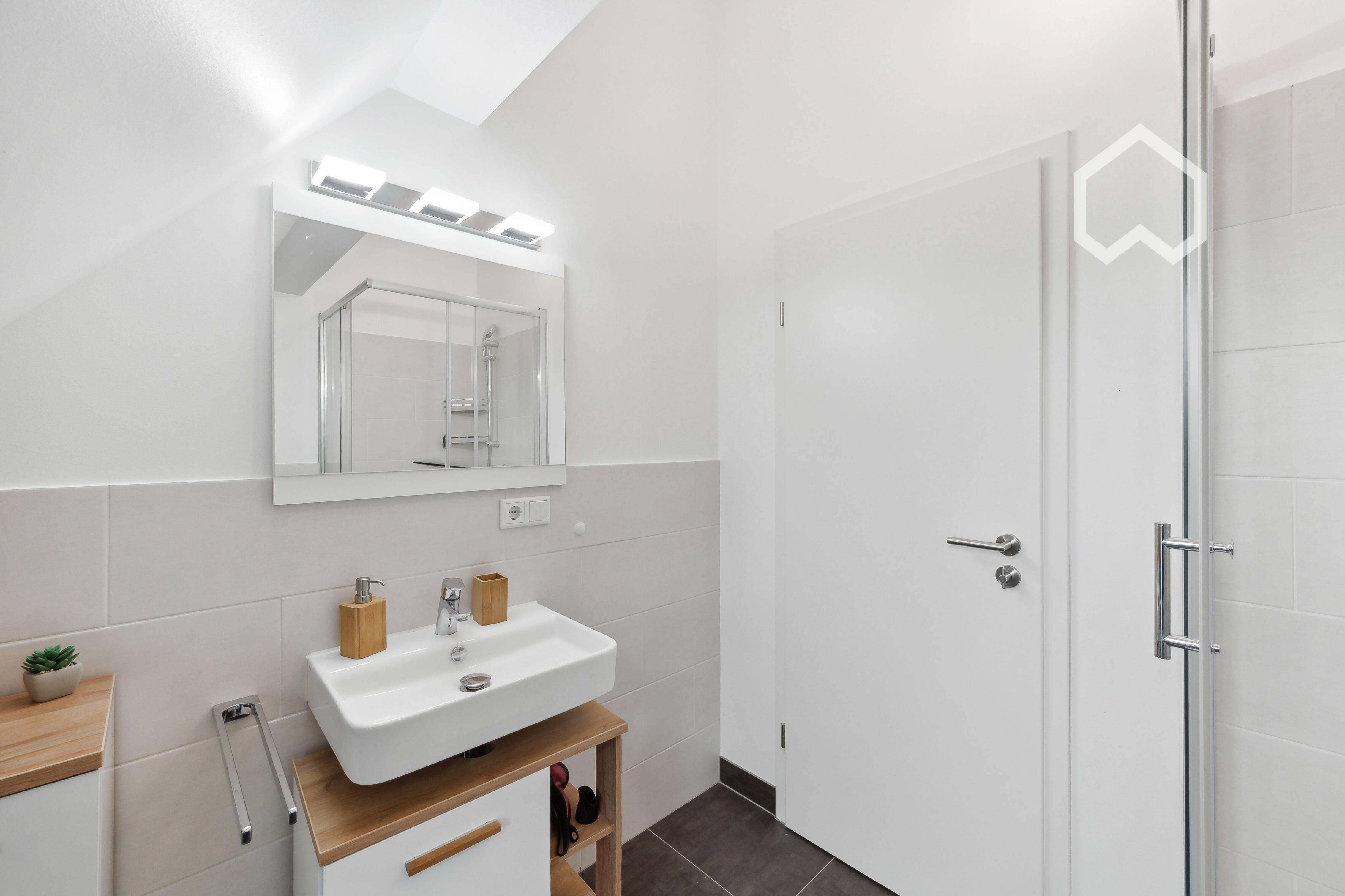  Charming Top Floor Apartment  -  Charming top floor Apartment  - Gallery -  23