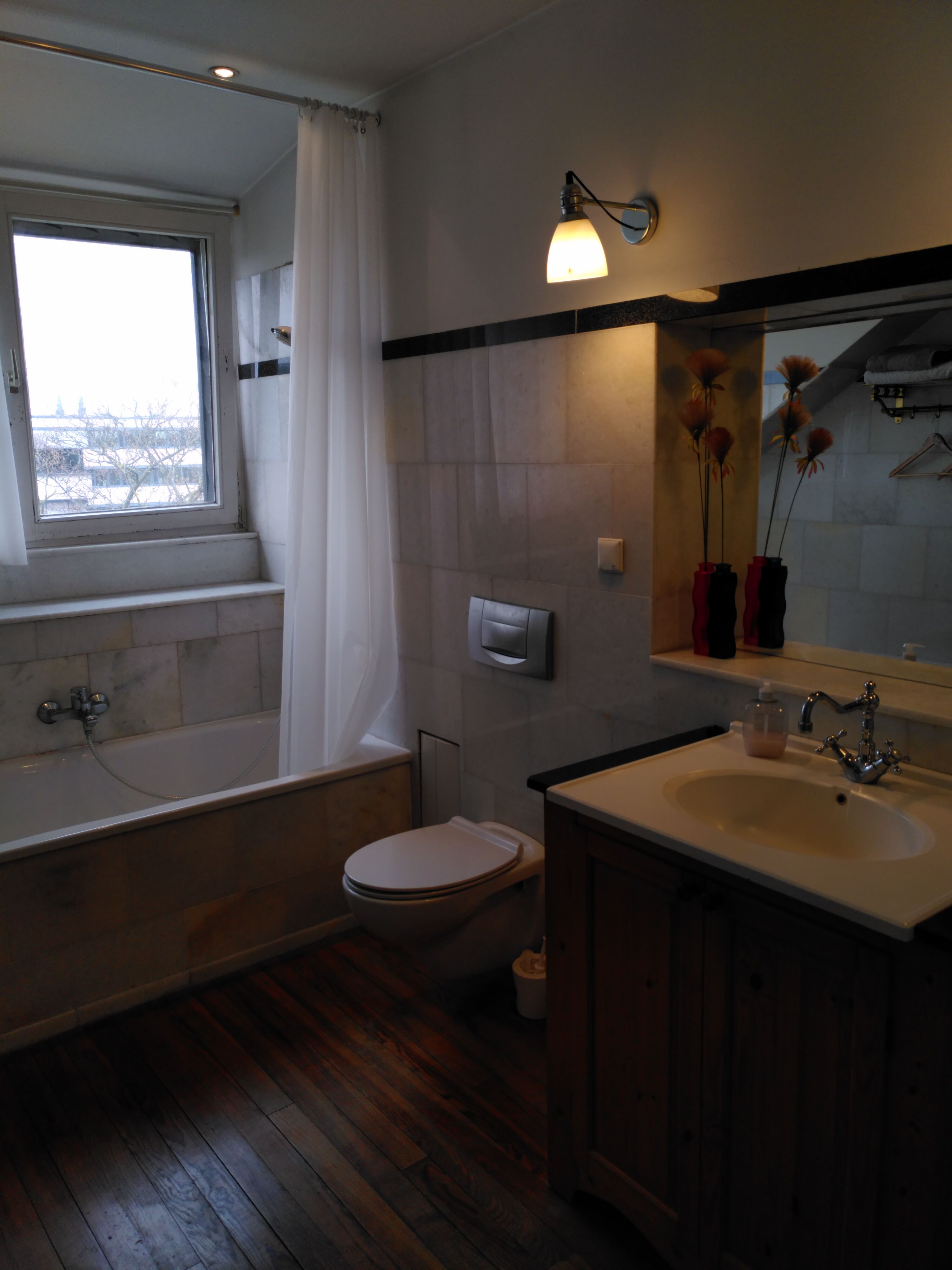 Bright Attic Apartment With West Balcony In Central Location In Bonn Weststadt - Bright attic apartment with west balcony in central location in Bonn Weststadt - Gallery - 5