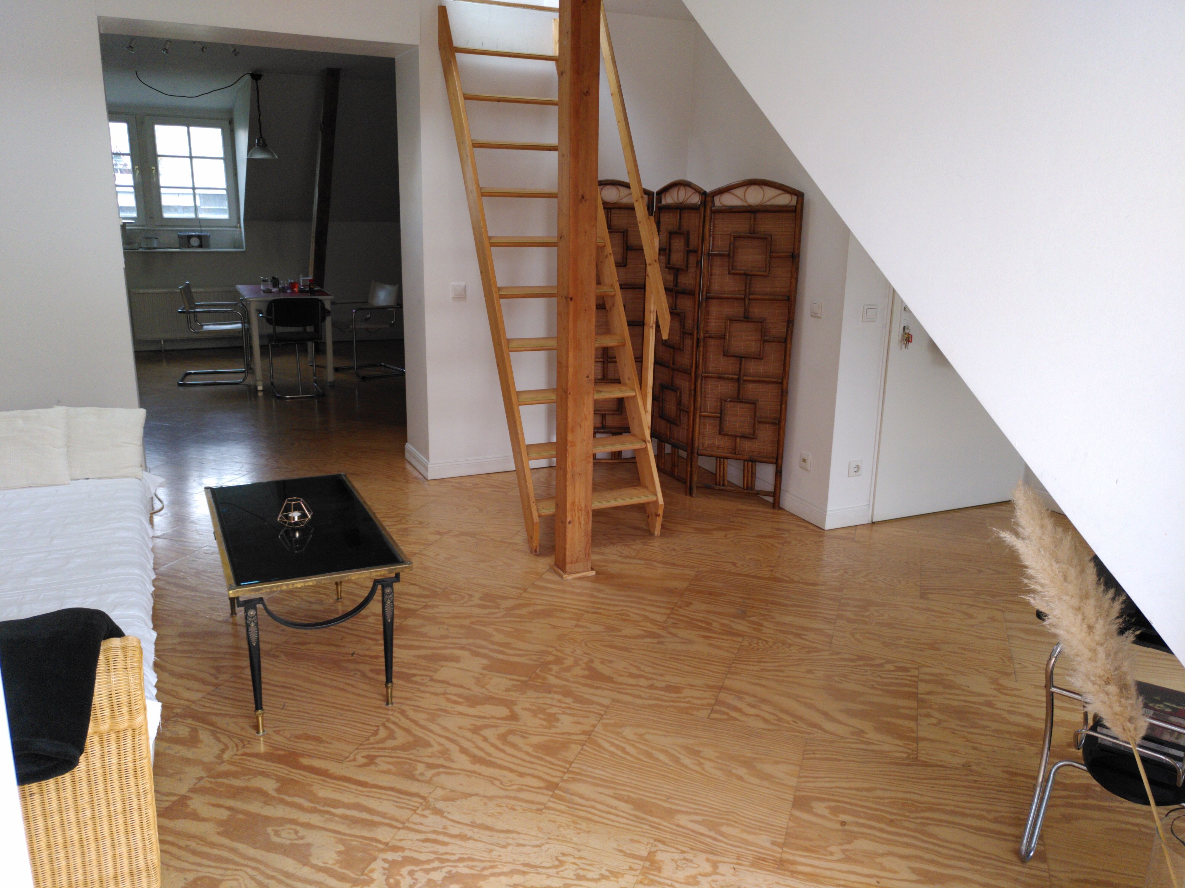 Bright Attic Apartment With West Balcony In Central Location In Bonn Weststadt - Bright attic apartment with west balcony in central location in Bonn Weststadt - Gallery - 24