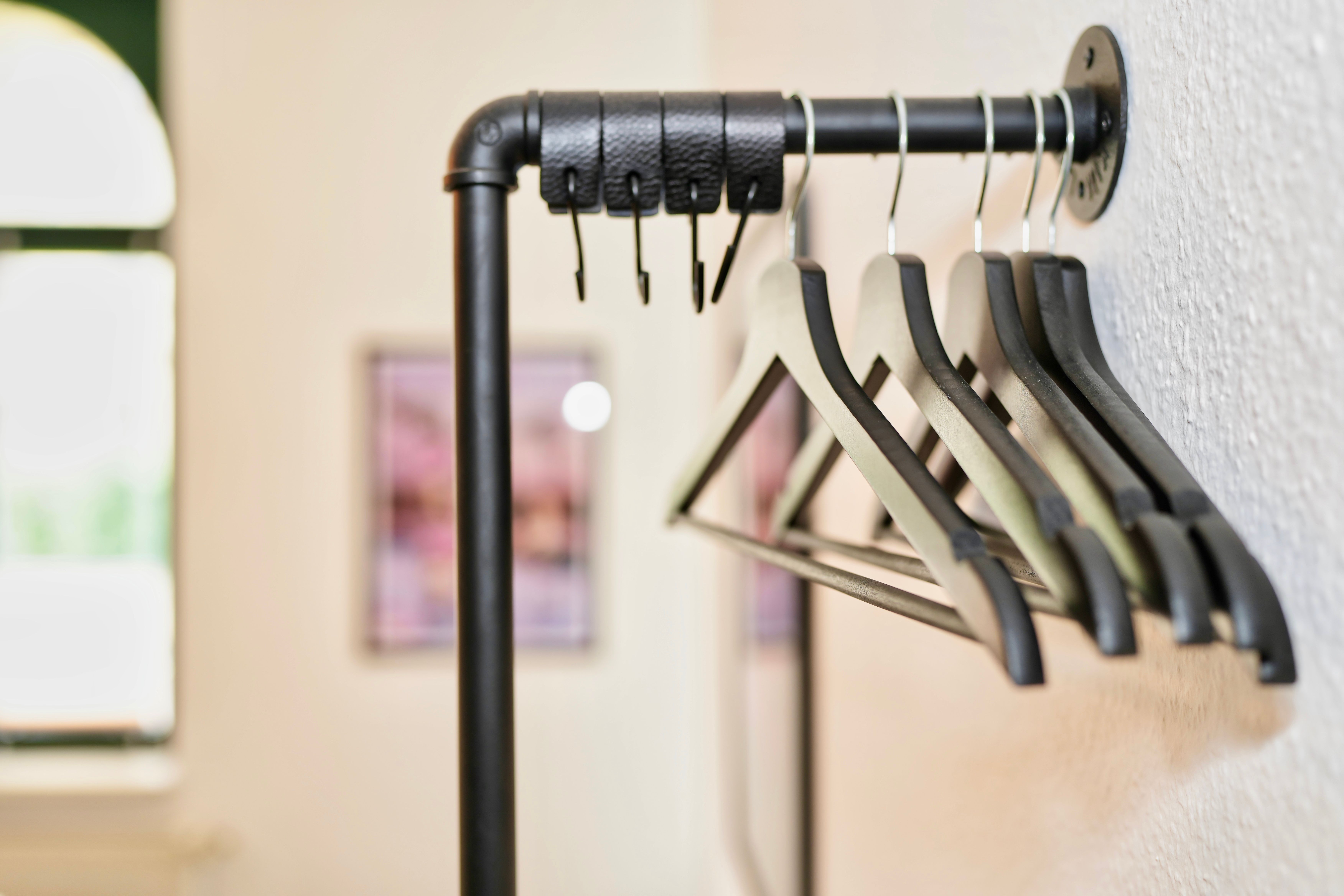  SudenburgNest: Modern, Studio Apartment In Magdeburg Including Box Spring Bed, Netflix And Washing M  -  SudenburgNest: Modern, studio apartment in Magdeburg including box spring bed, Netflix and washing machine  - Gallery -  19