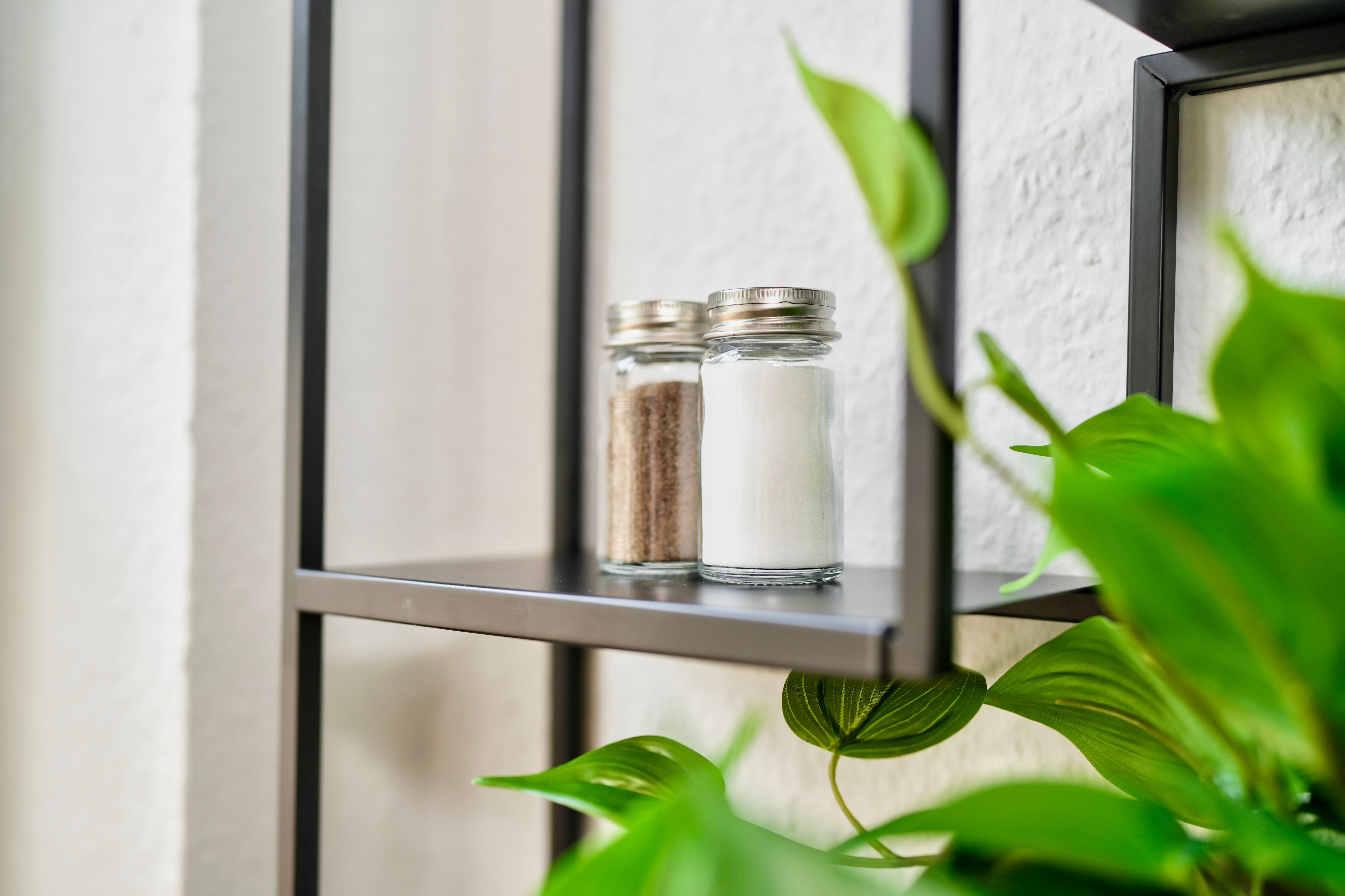  SudenburgNest: Modern, Studio Apartment In Magdeburg Including Box Spring Bed, Netflix And Washing M  -  SudenburgNest: Modern, studio apartment in Magdeburg including box spring bed, Netflix and washing machine  - Gallery -  7