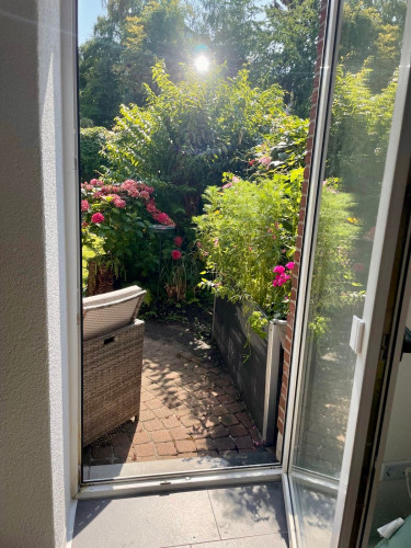 Comfortable small house in great location with terrace (Bielefeld)