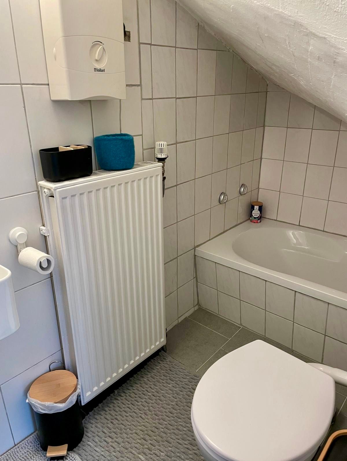 Comfortable Small House In Great Location With Terrace (Bielefeld)  -  Comfortable small house in great location with terrace (Bielefeld)  - Gallery -  11