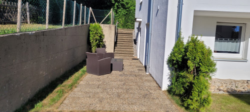 Very spacious – Top location – Modern (completely renovated 2023) – Large terrace – Quiet