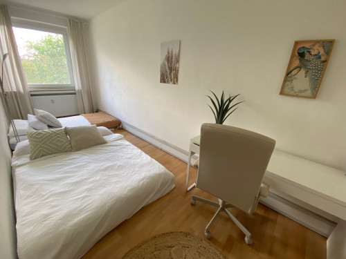 Corporate-standard housing with private garden.  - Gallery -  5