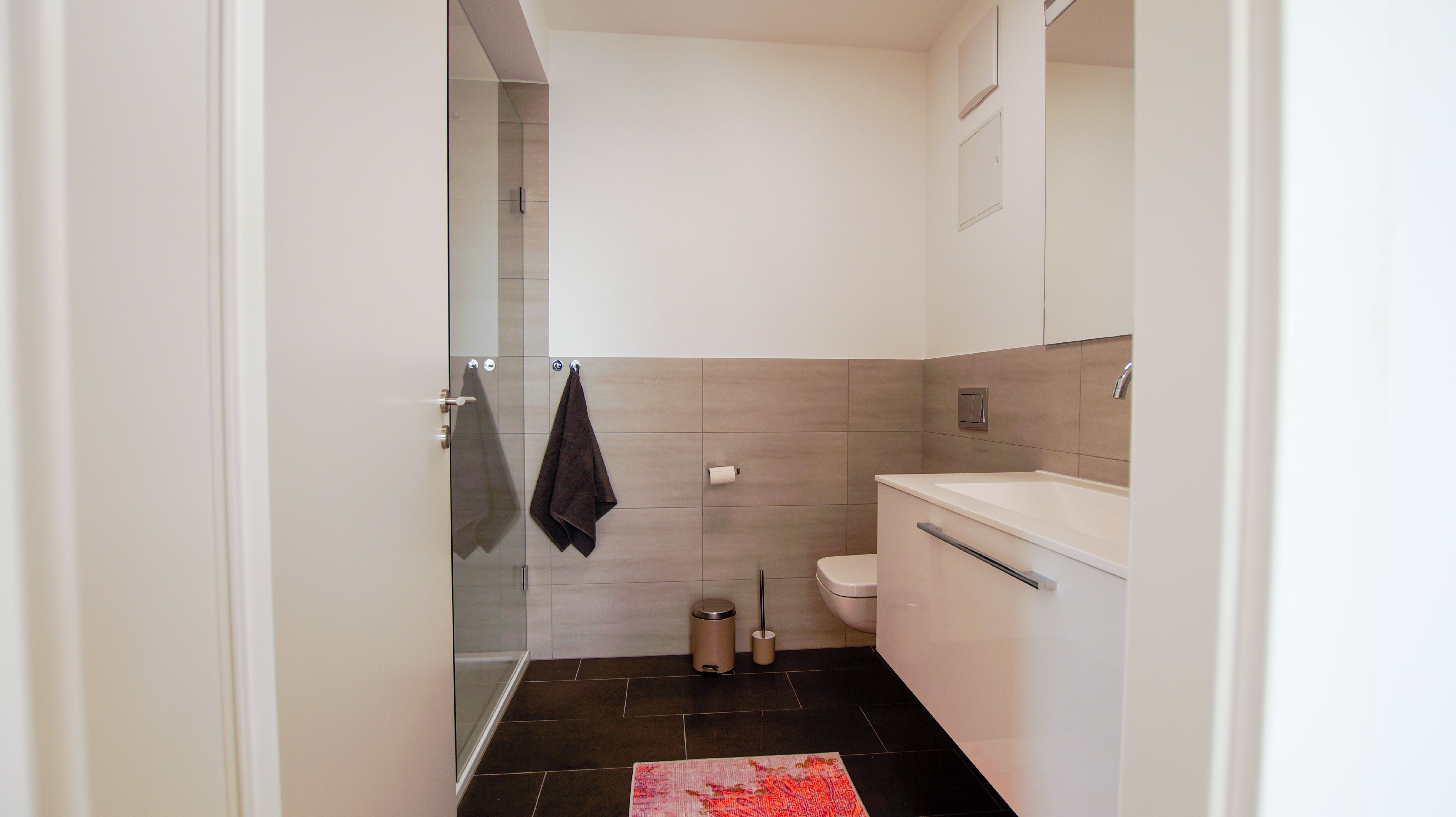  Design Apartment In The Green Suburb Of Wiesbaden, Close To Frankfurt & Airport  -  Design apartment in the green suburb of Wiesbaden, close to Frankfurt & airport  - Gallery -  5