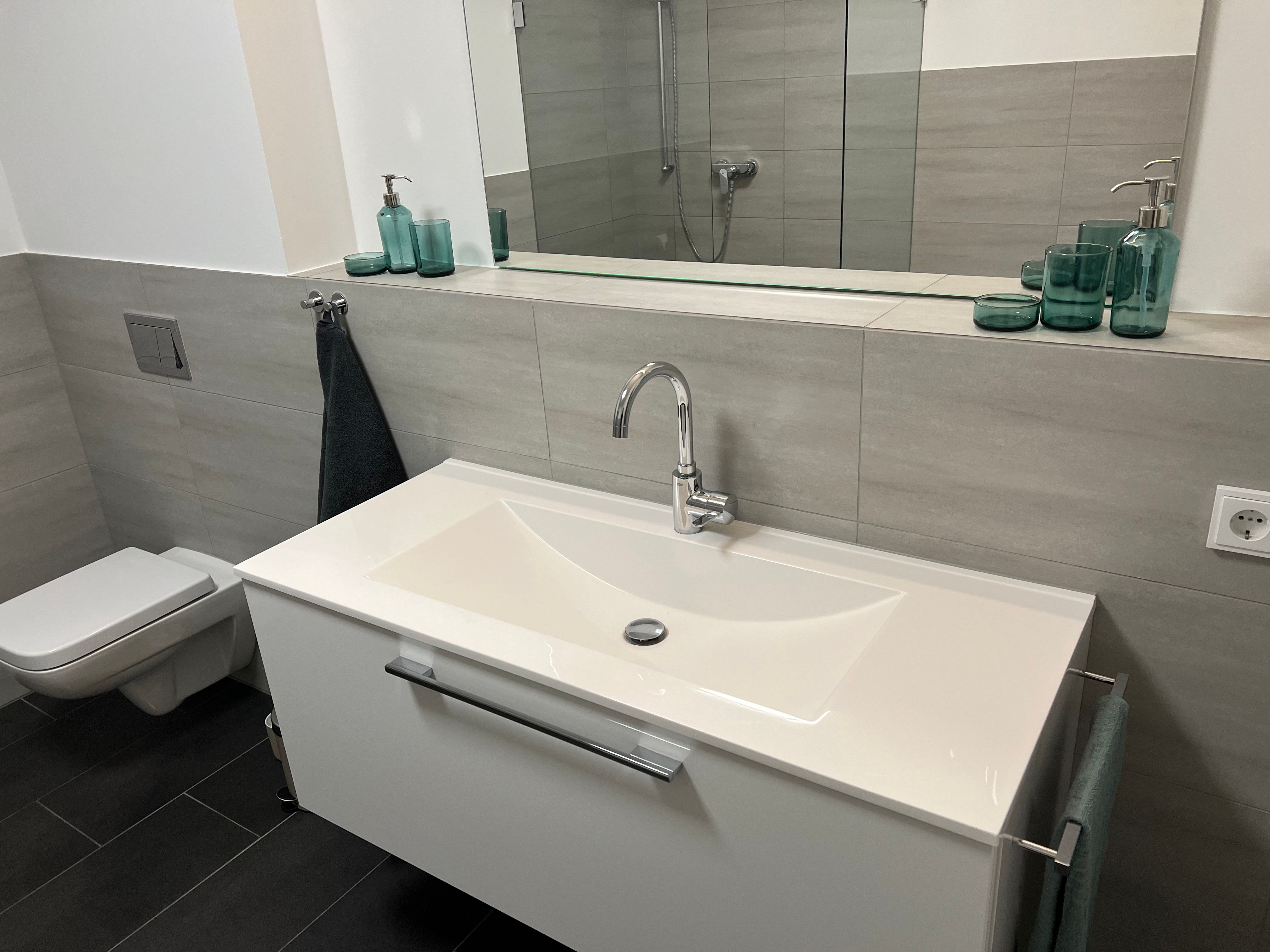  Design Apartment In The Green Suburb Of Wiesbaden, Close To Frankfurt & Airport  -  Design apartment in the green suburb of Wiesbaden, close to Frankfurt & airport  - Gallery -  8