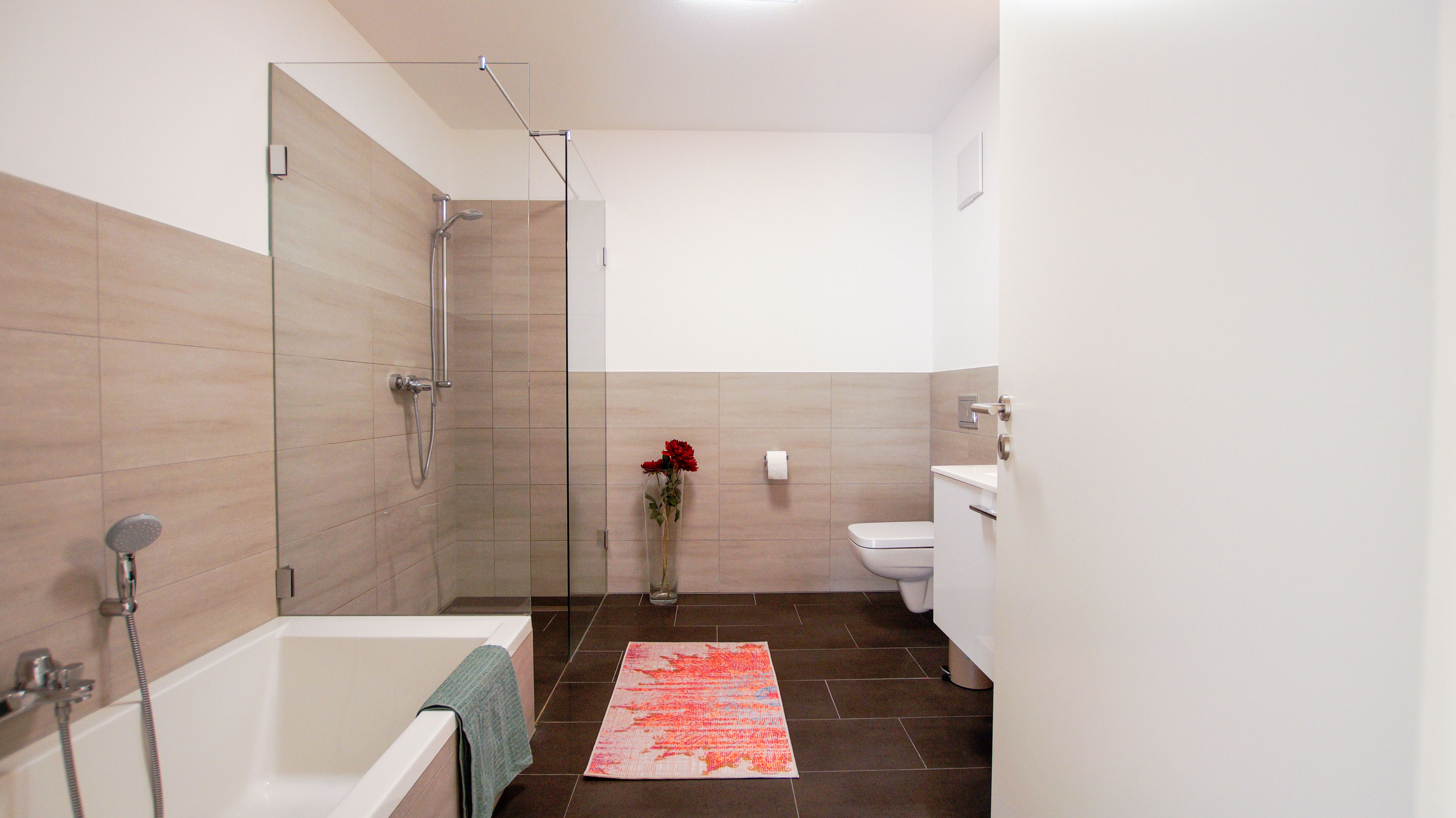  Design Apartment In The Green Suburb Of Wiesbaden, Close To Frankfurt & Airport  -  Design apartment in the green suburb of Wiesbaden, close to Frankfurt & airport  - Gallery -  7