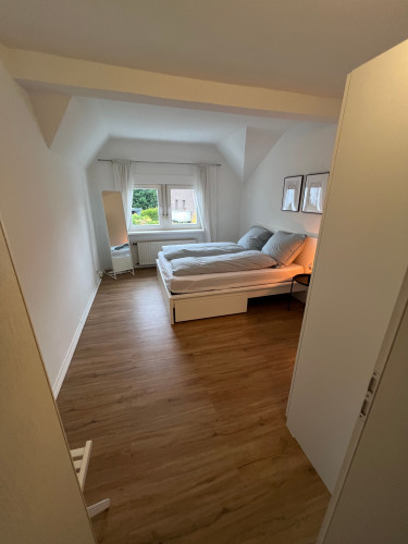 Beautiful house with sunny roof terrace on the outskirts of Cologne. Excellent connections to Cologne city centre & trade fair. - Gallery - 11